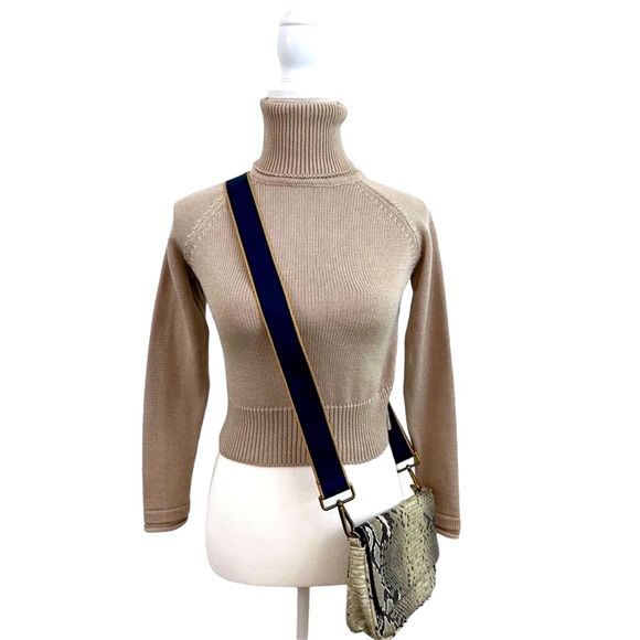 NA-KD Turtleneck Sweater - Picture 2 of 4